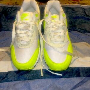 Nike Air Max 1- Volt Suede